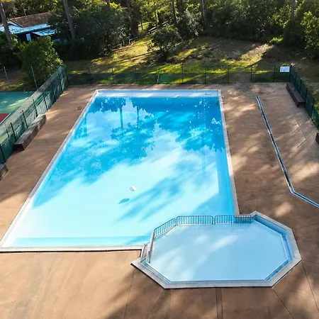 Maison Huit Places Piscine Tennis Prázdninový dům *