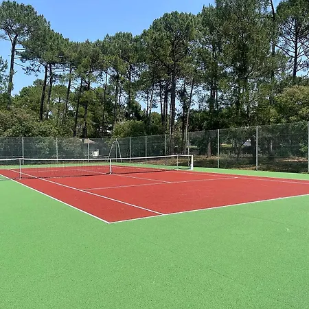 Maison Huit Places Piscine Tennis Prázdninový dům *